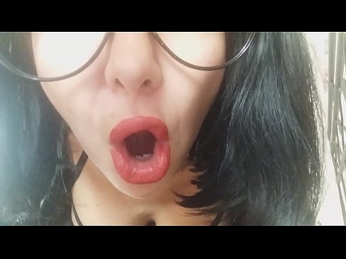 ❤️ Dušo, tvoja maćeha te ne pušta danas u školu... Previše si mi potrebna... Domaći porno kod nas ❤
