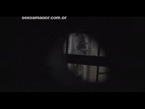 ❤️ Plavušu tajno snima voajer iz susjedstva skriven iza šupljih cigli Domaći porno kod nas ❤